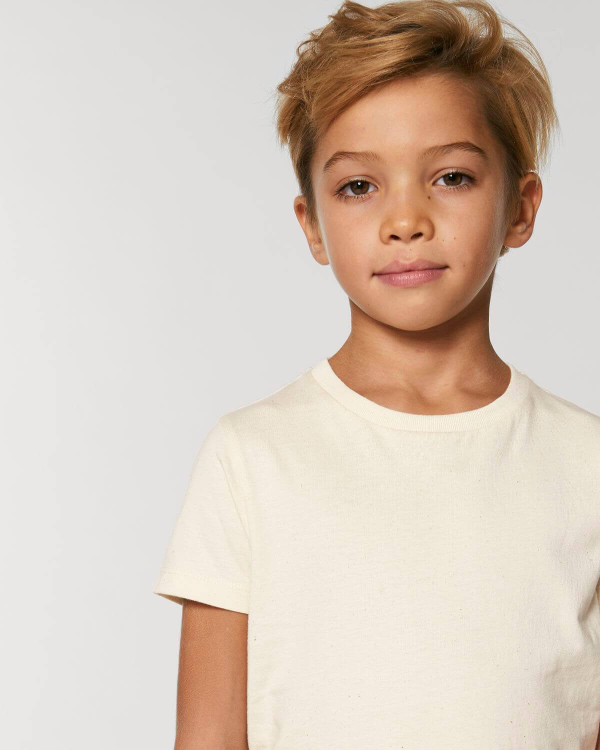 Nura - Classic Kids' T-Shirt 