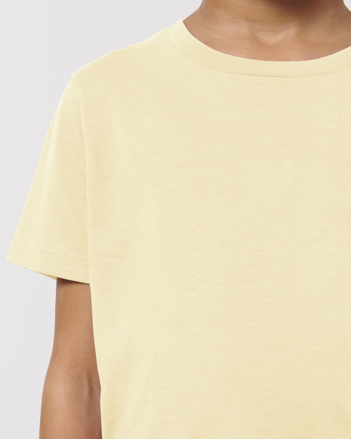 Nura - Classic Kids' T-Shirt 