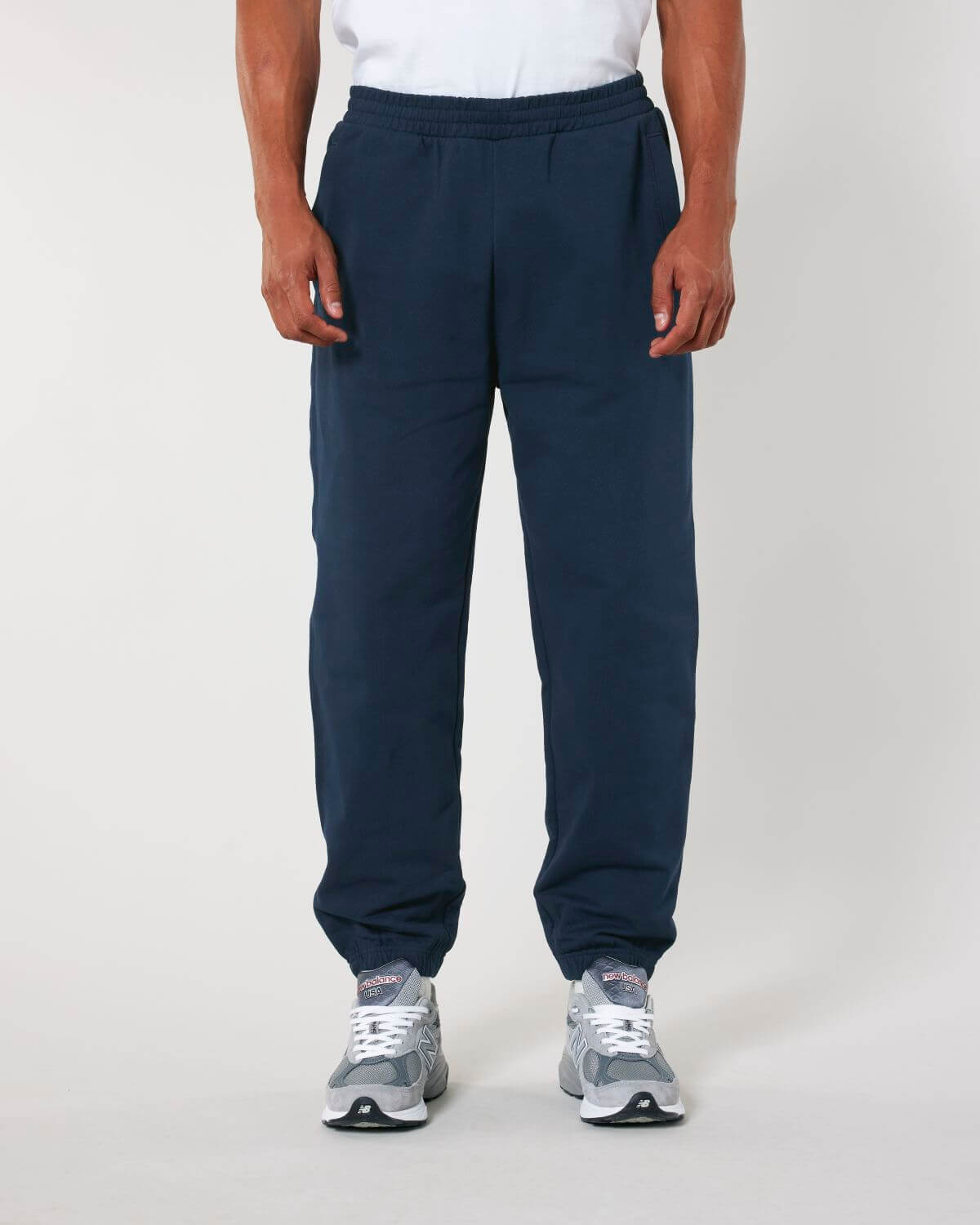 Apt - Unisex Handfeel Jogger 